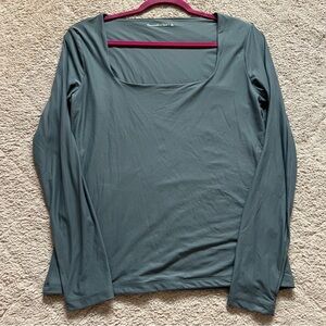 Abercrombie & Fitch Grey Soft‎ Matte Long Sleeve Square Neck Top Women’s Size L